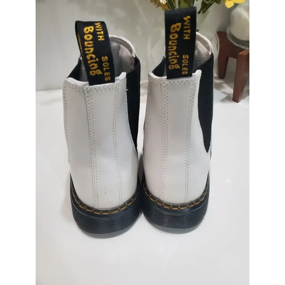 Dr. Matten's Womens White Leather Boots size 8